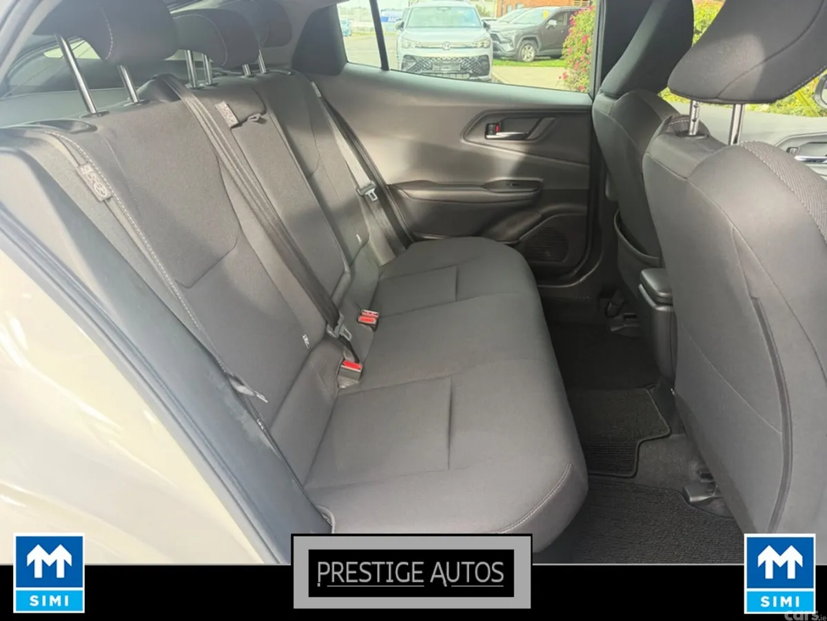 Toyota Prius Saloon, Petrol Hybrid, 2023, White