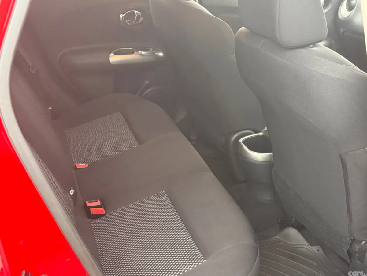 Nissan Juke Hatchback, Petrol, 2015, Red