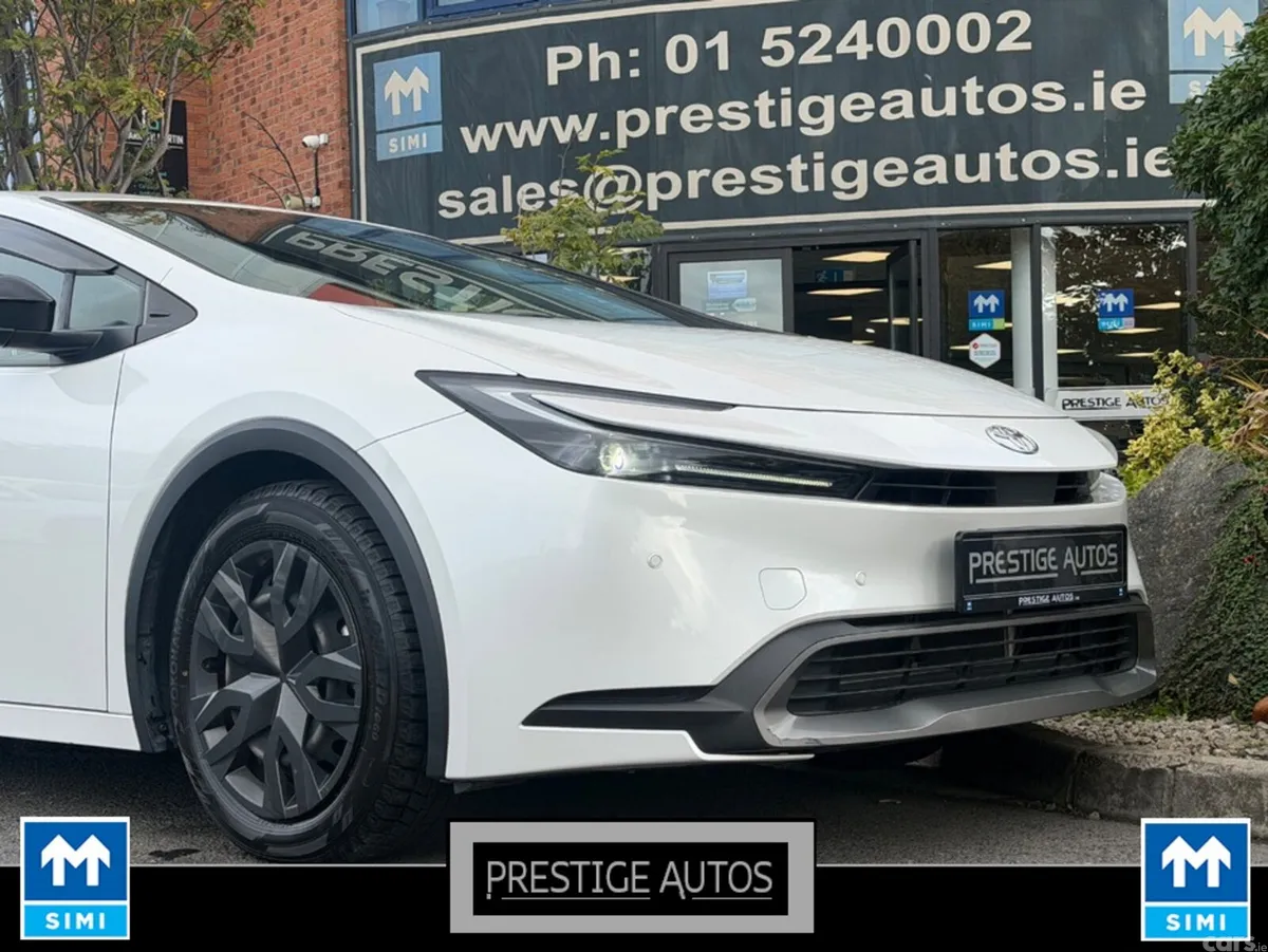 Toyota Prius Saloon, Petrol Hybrid, 2023, White