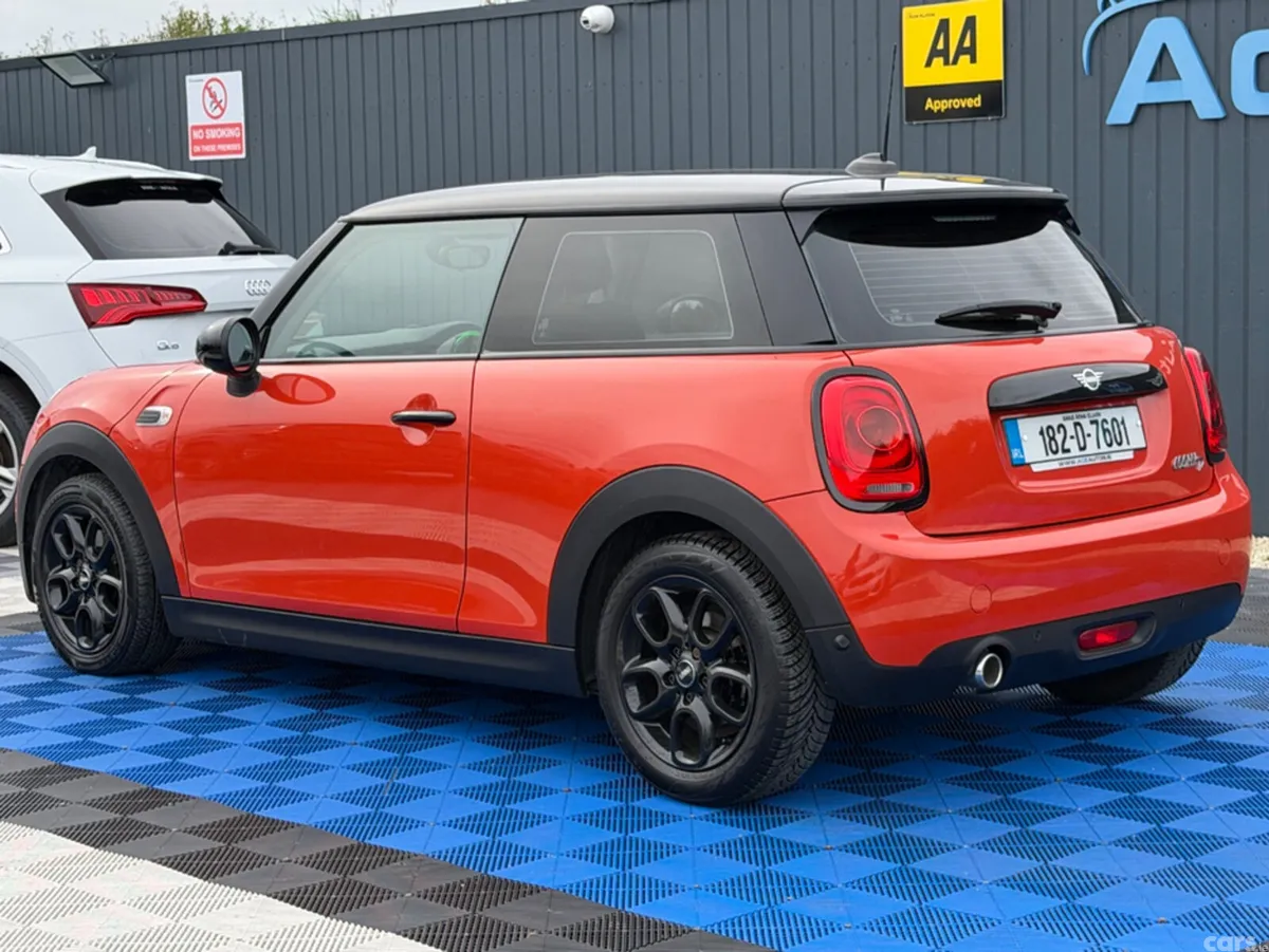 Mini Cooper Hatchback, Diesel, 2018, Orange