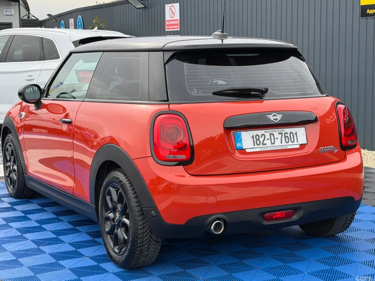 Mini Cooper Hatchback, Diesel, 2018, Orange