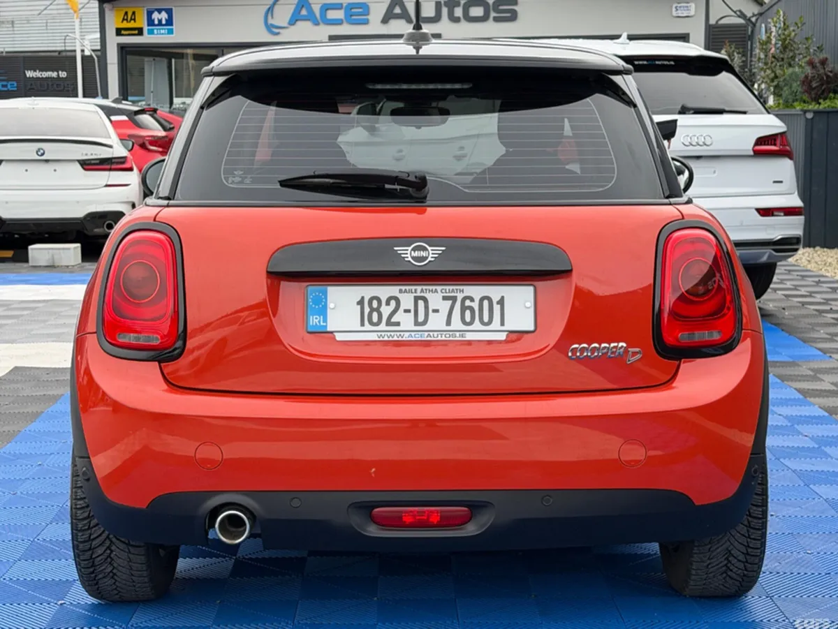 Mini Cooper Hatchback, Diesel, 2018, Orange