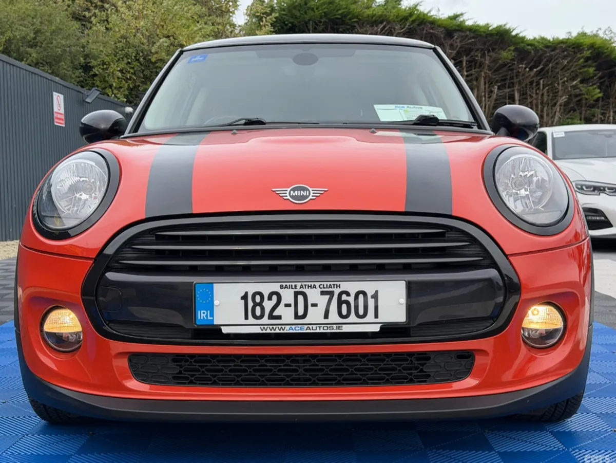 Mini Cooper Hatchback, Diesel, 2018, Orange