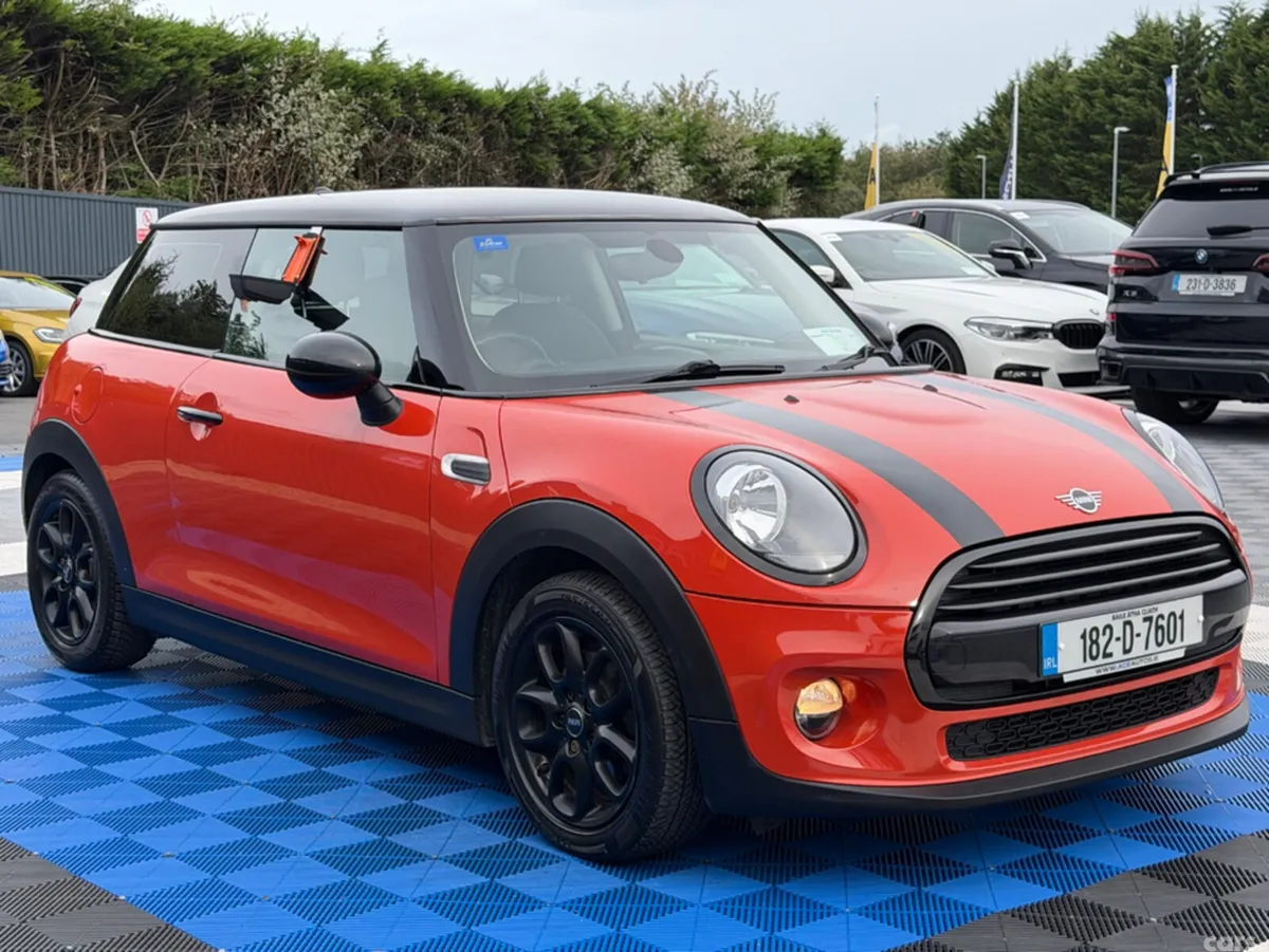 Mini Cooper Hatchback, Diesel, 2018, Orange