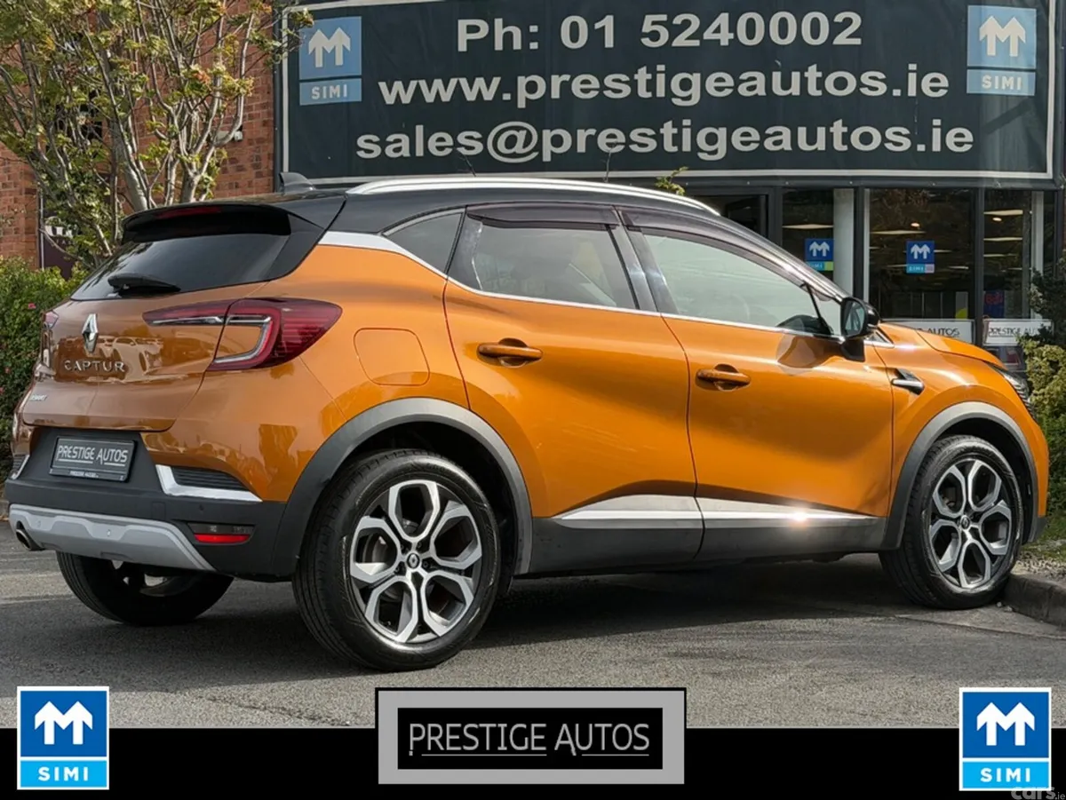 Renault Captur Hatchback, Petrol, 2021, Orange