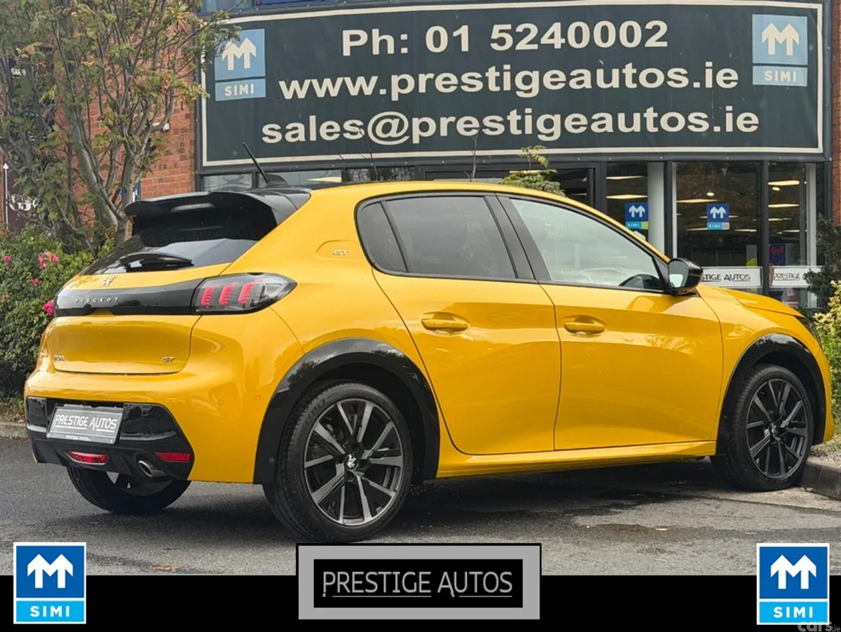 Peugeot 208 Hatchback, Petrol, 2023, Yellow
