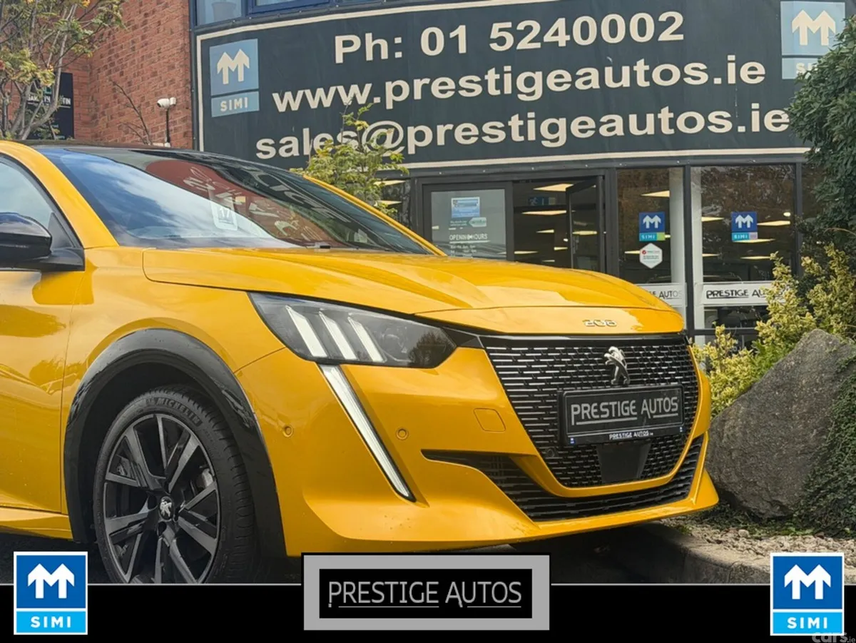 Peugeot 208 Hatchback, Petrol, 2023, Yellow