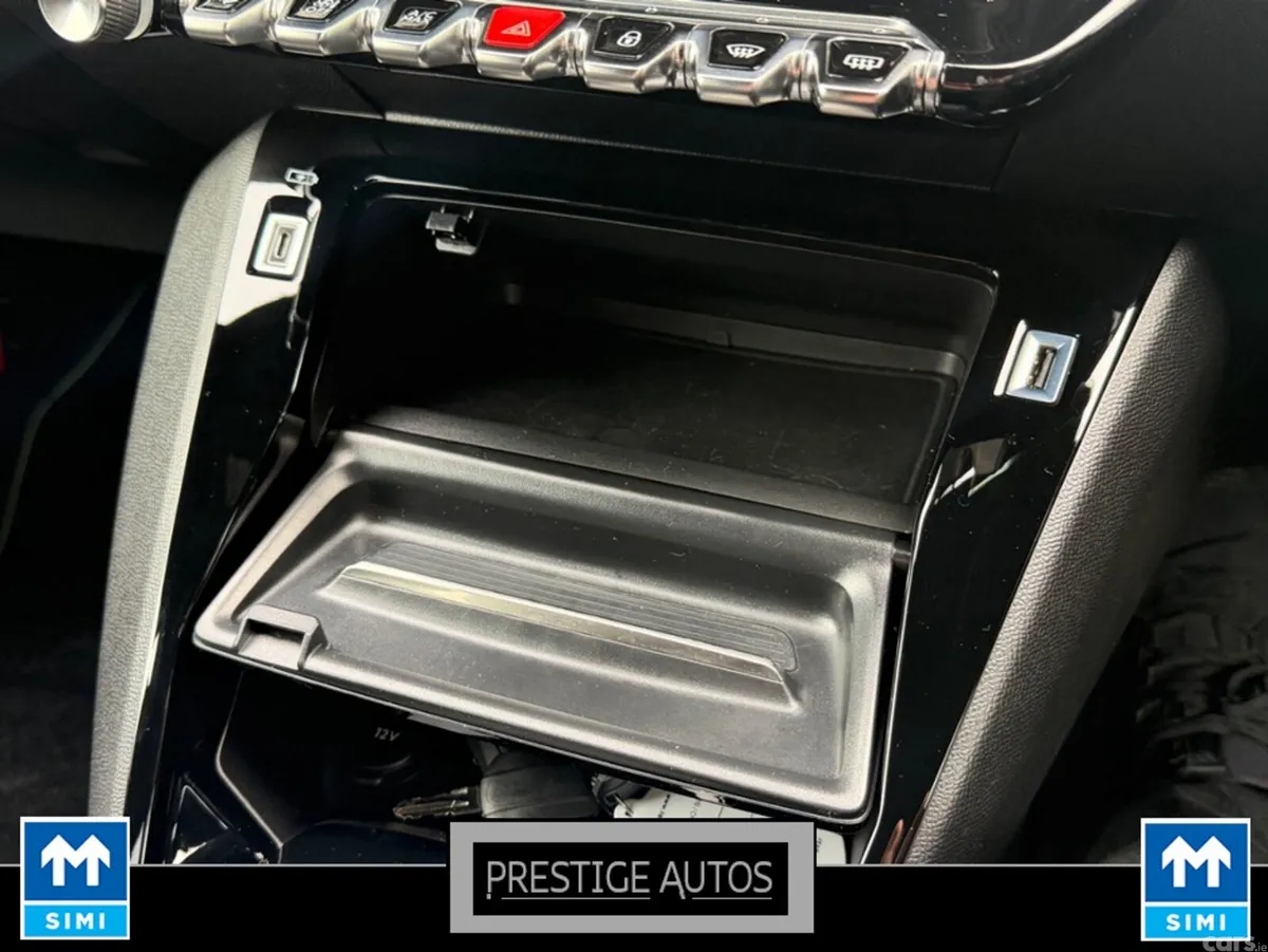 Peugeot 208 Hatchback, Petrol, 2023, Yellow