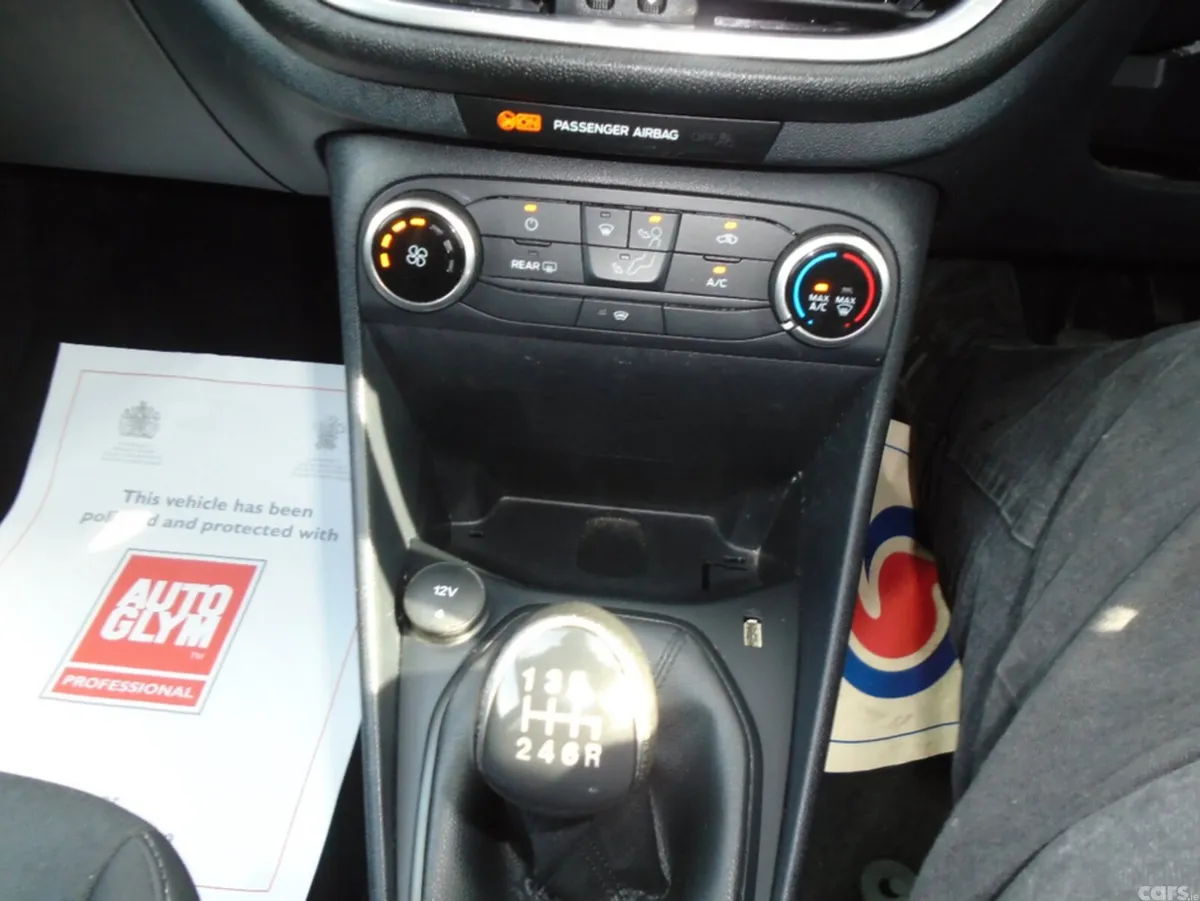 Ford Fiesta Hatchback, Petrol, 2021, Red