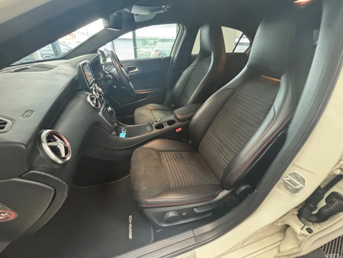 Mercedes-Benz A-Class Hatchback, Petrol, 2015, White