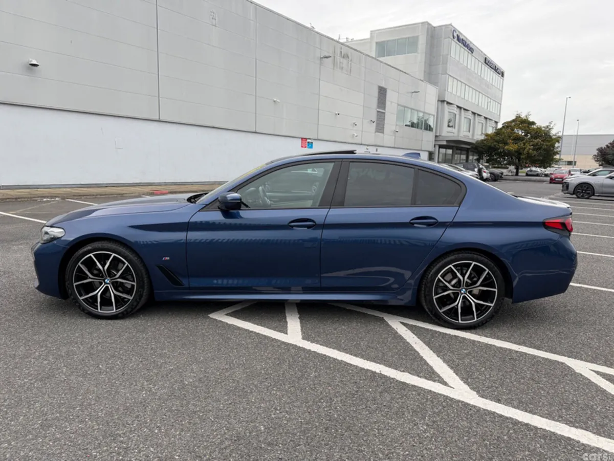BMW 5-Series Saloon, Diesel, 2021, Blue