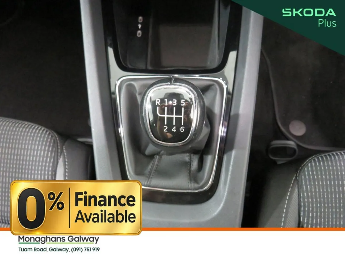 Skoda Octavia Hatchback, Diesel, 2024, Grey