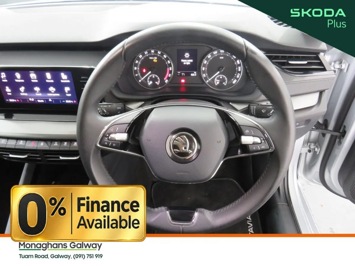 Skoda Octavia Hatchback, Diesel, 2024, Grey