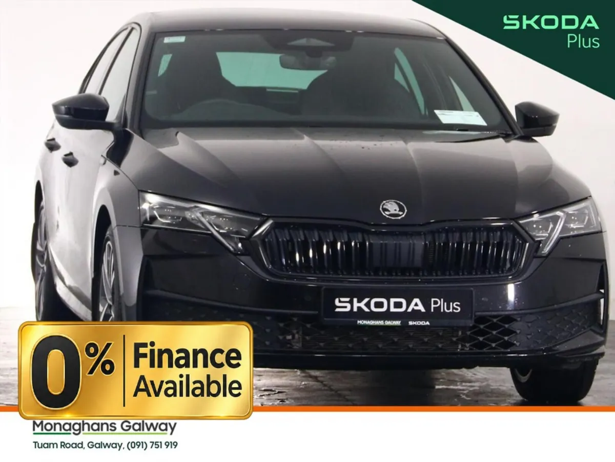 Skoda Octavia Hatchback, Petrol, 2025, Black