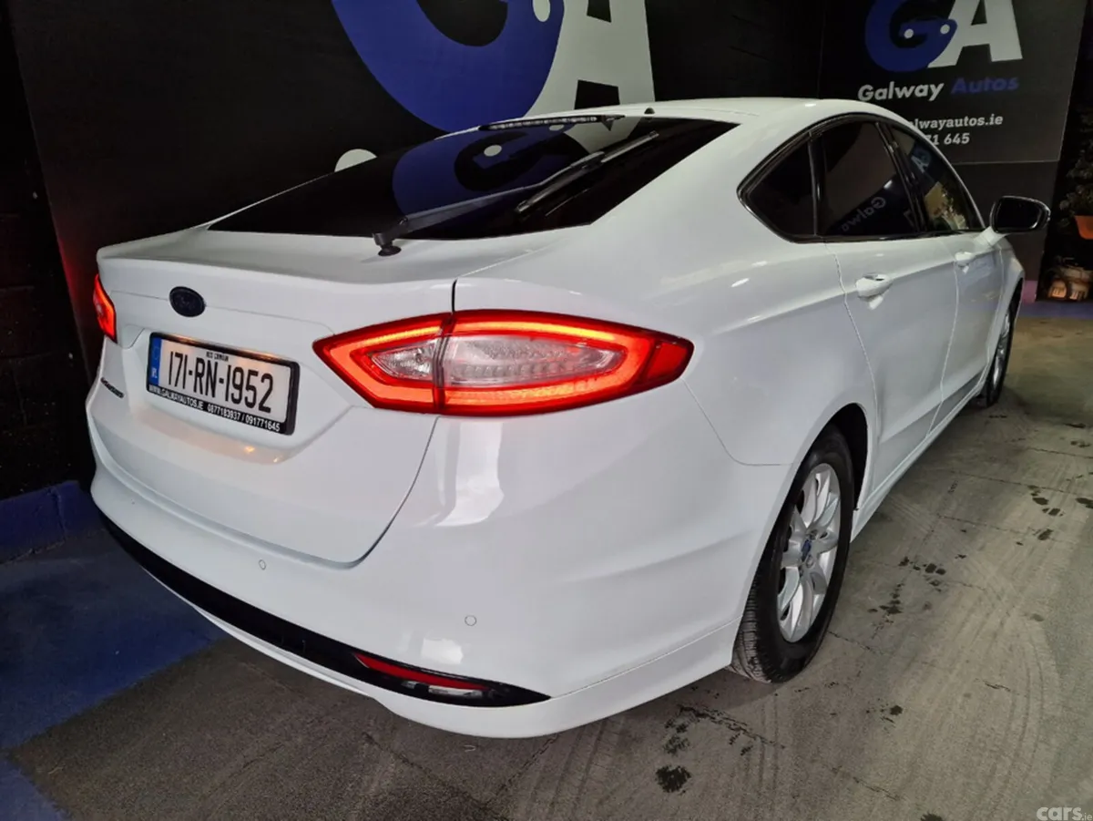 Ford Mondeo Hatchback, Diesel, 2017, White