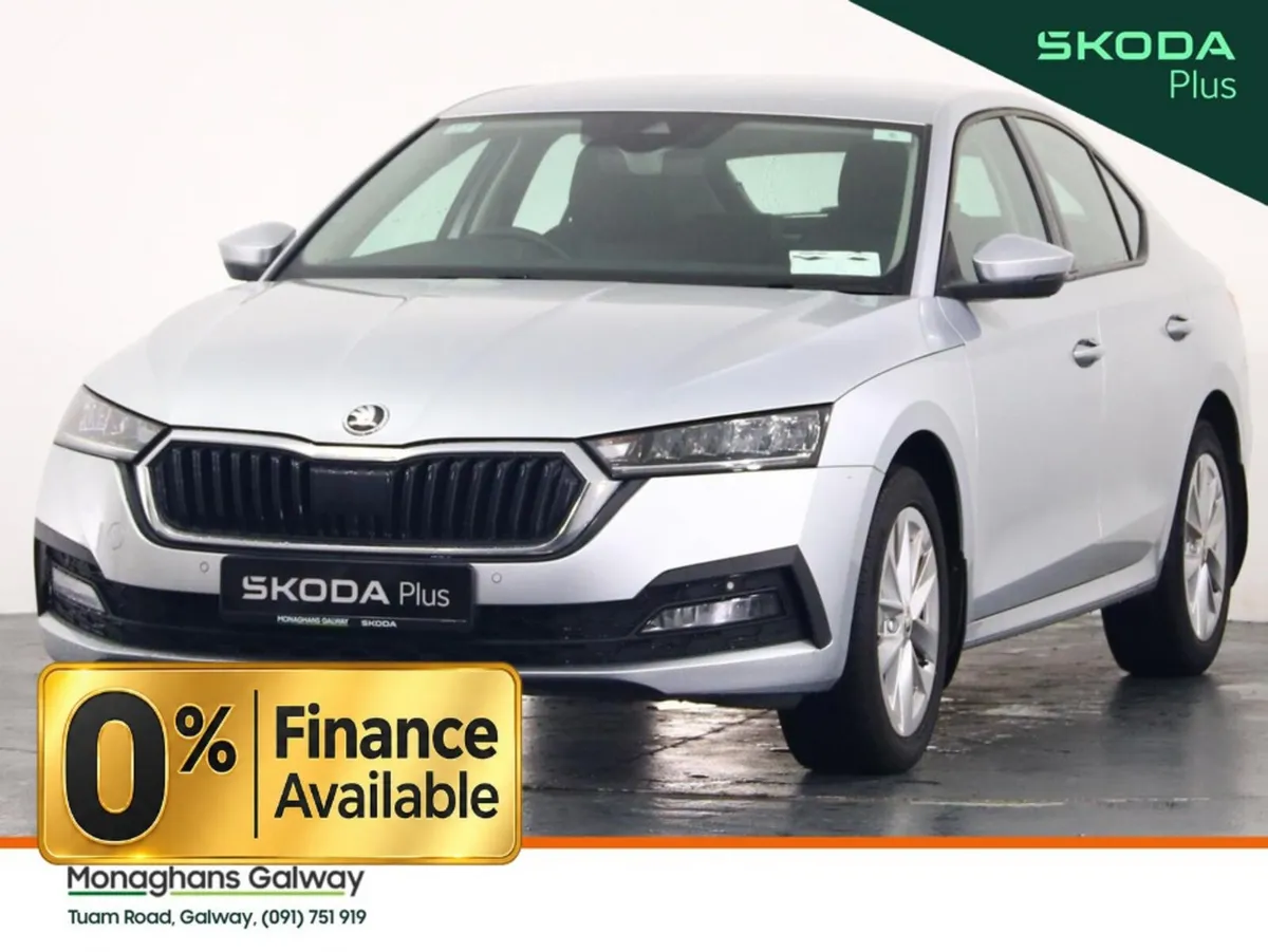 Skoda Octavia Hatchback, Diesel, 2024, Grey
