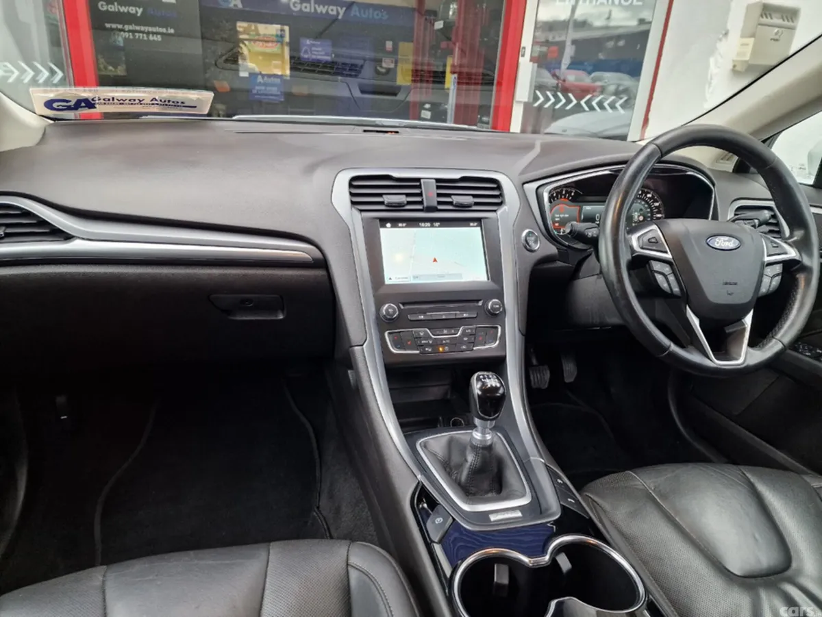 Ford Mondeo Hatchback, Diesel, 2017, White