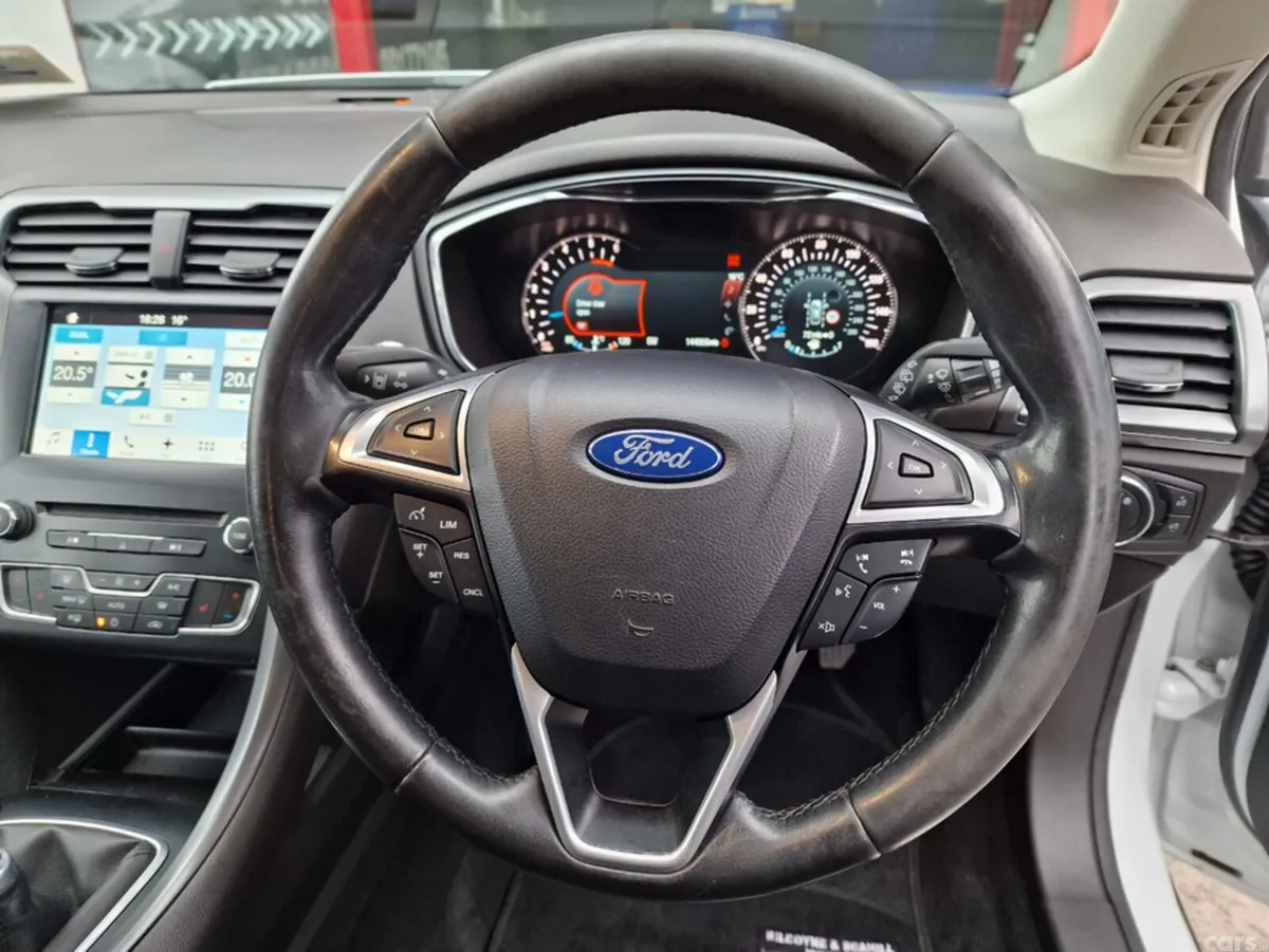 Ford Mondeo Hatchback, Diesel, 2017, White
