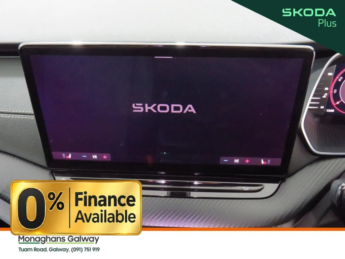 Skoda Octavia Hatchback, Petrol, 2025, Black