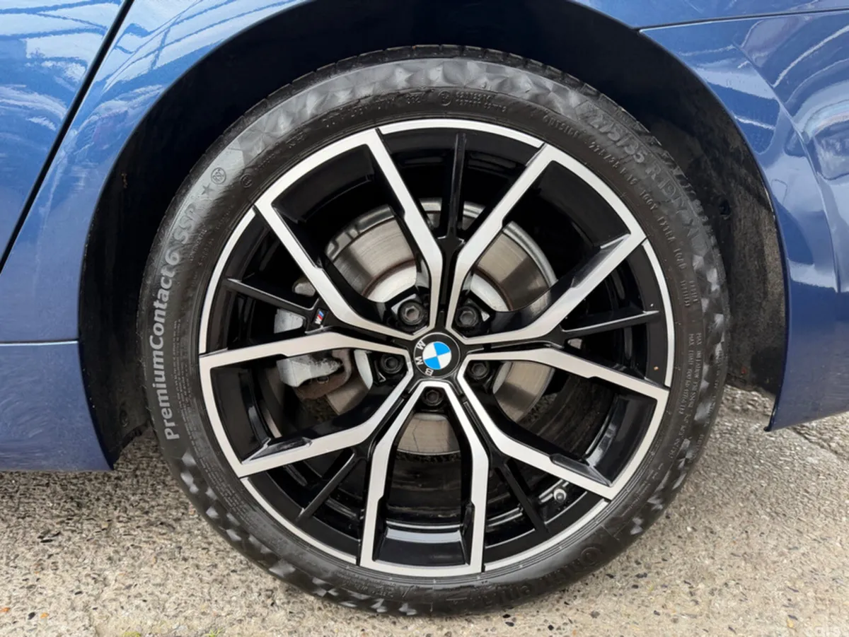 BMW 5-Series Saloon, Diesel, 2021, Blue