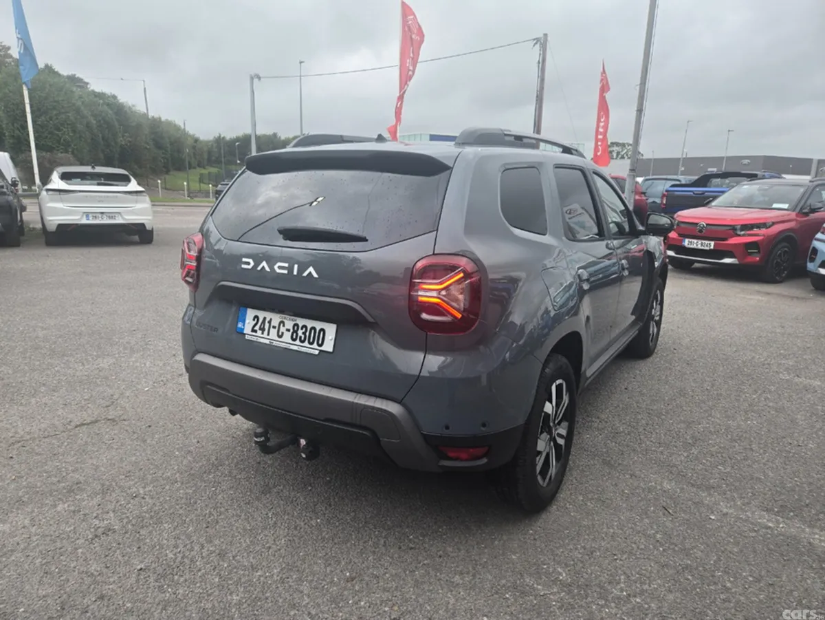 Dacia Duster MPV, Petrol, 2024, Grey