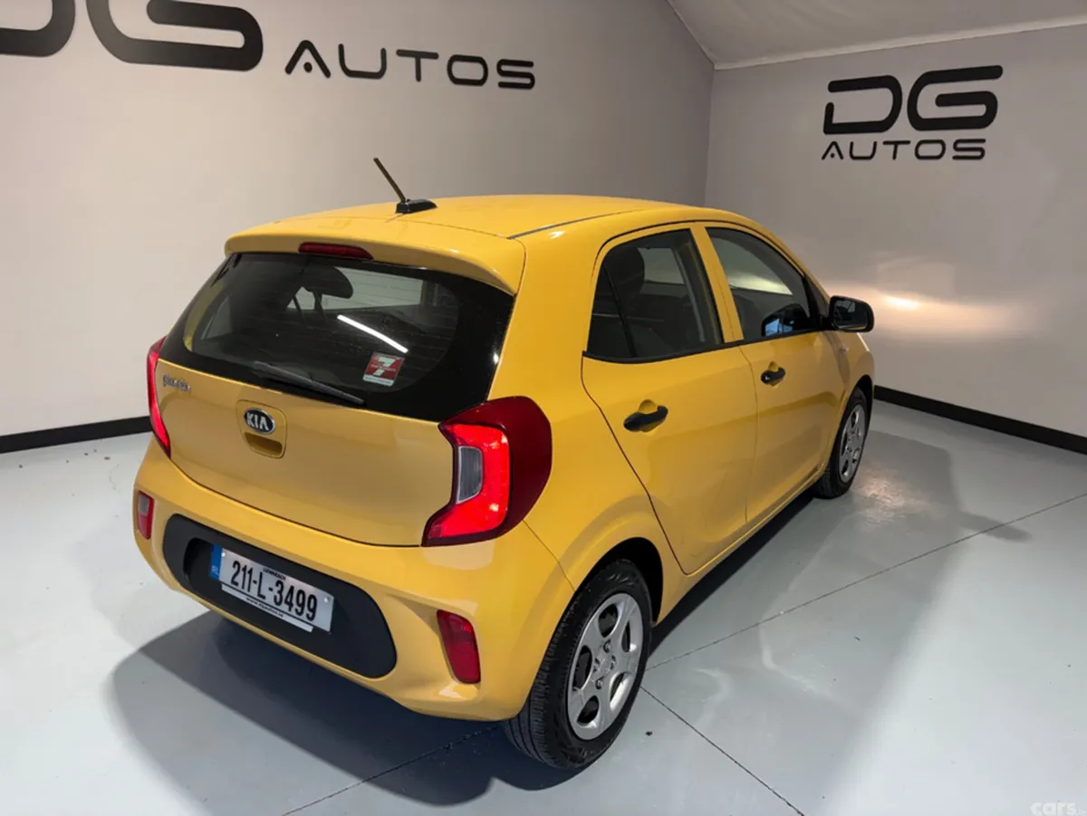 Kia Picanto Hatchback, Petrol, 2021, Yellow