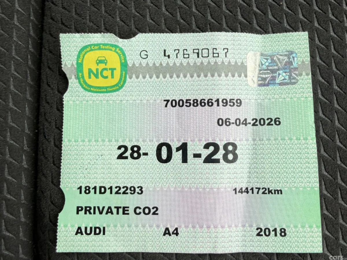 Audi A4 Saloon, Diesel, 2018, Red