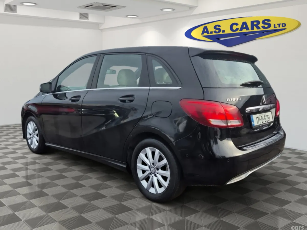 Mercedes-Benz B-Class MPV, Diesel, 2017, Black