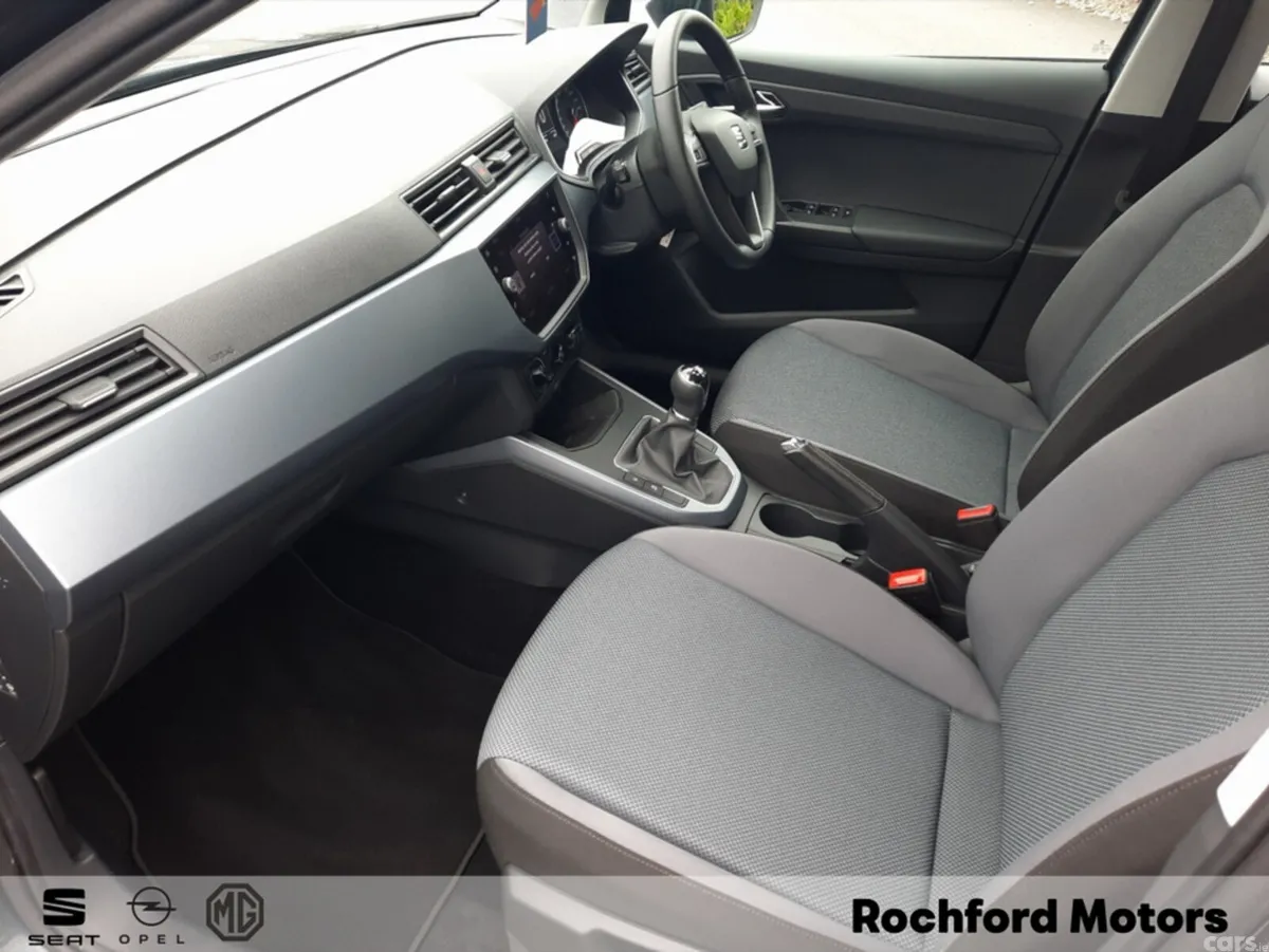 SEAT Arona Hatchback, Petrol, 2019, Grey