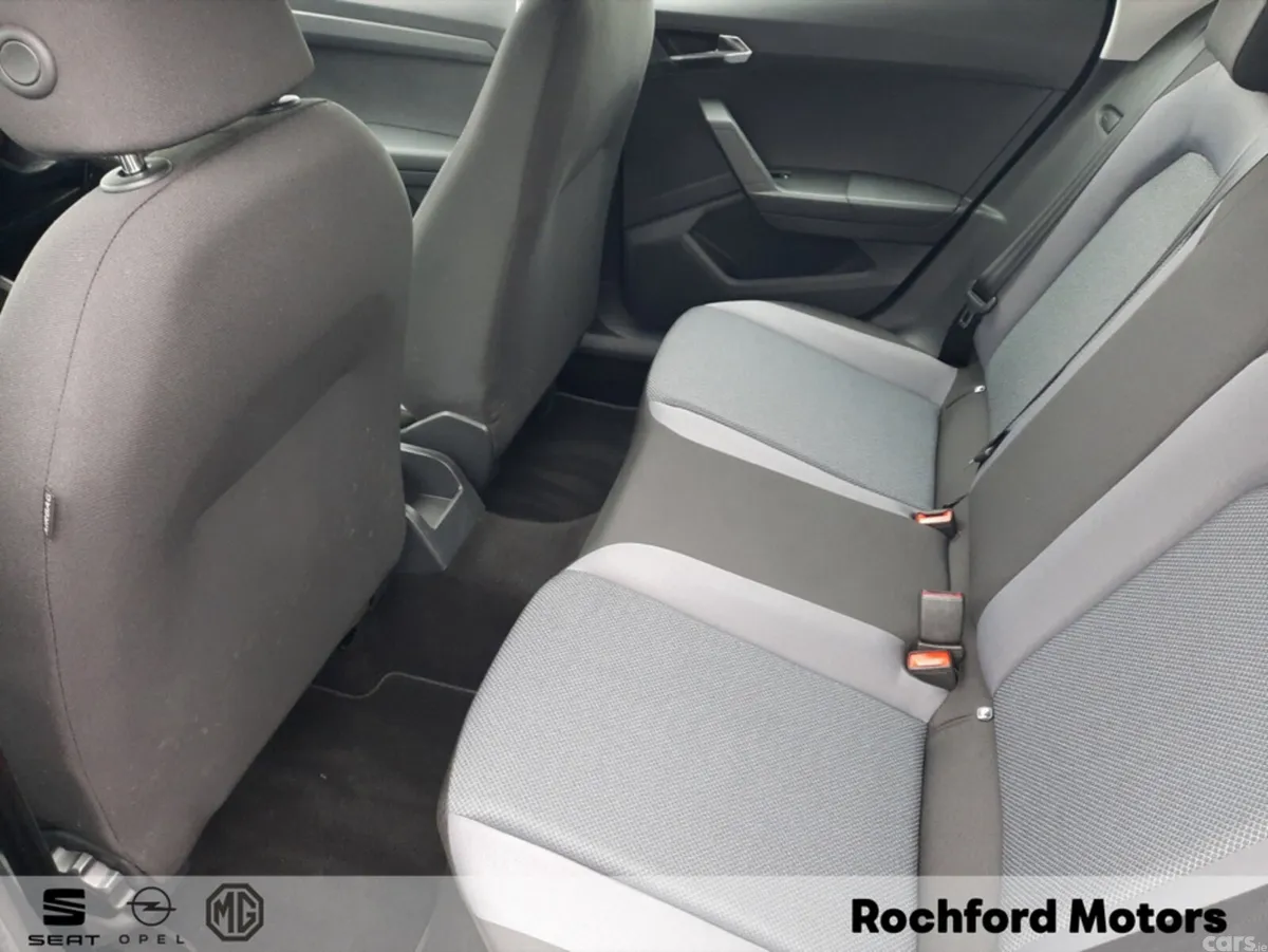 SEAT Arona Hatchback, Petrol, 2019, Grey