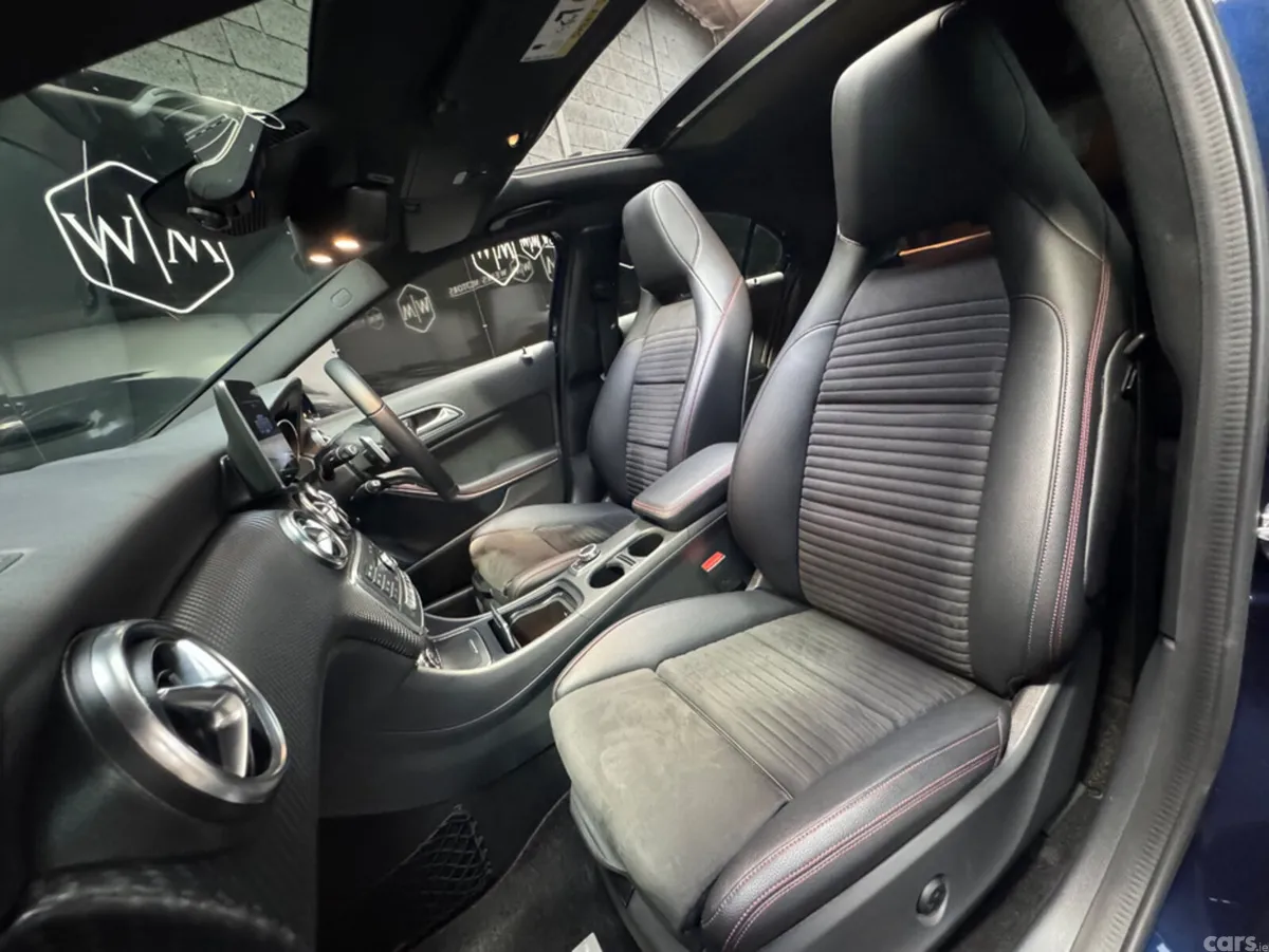 Mercedes-Benz A-Class Hatchback, Petrol, 2018, Blue