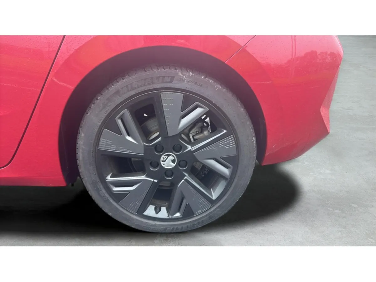 Opel Astra Hatchback, Electric, 2025, Red