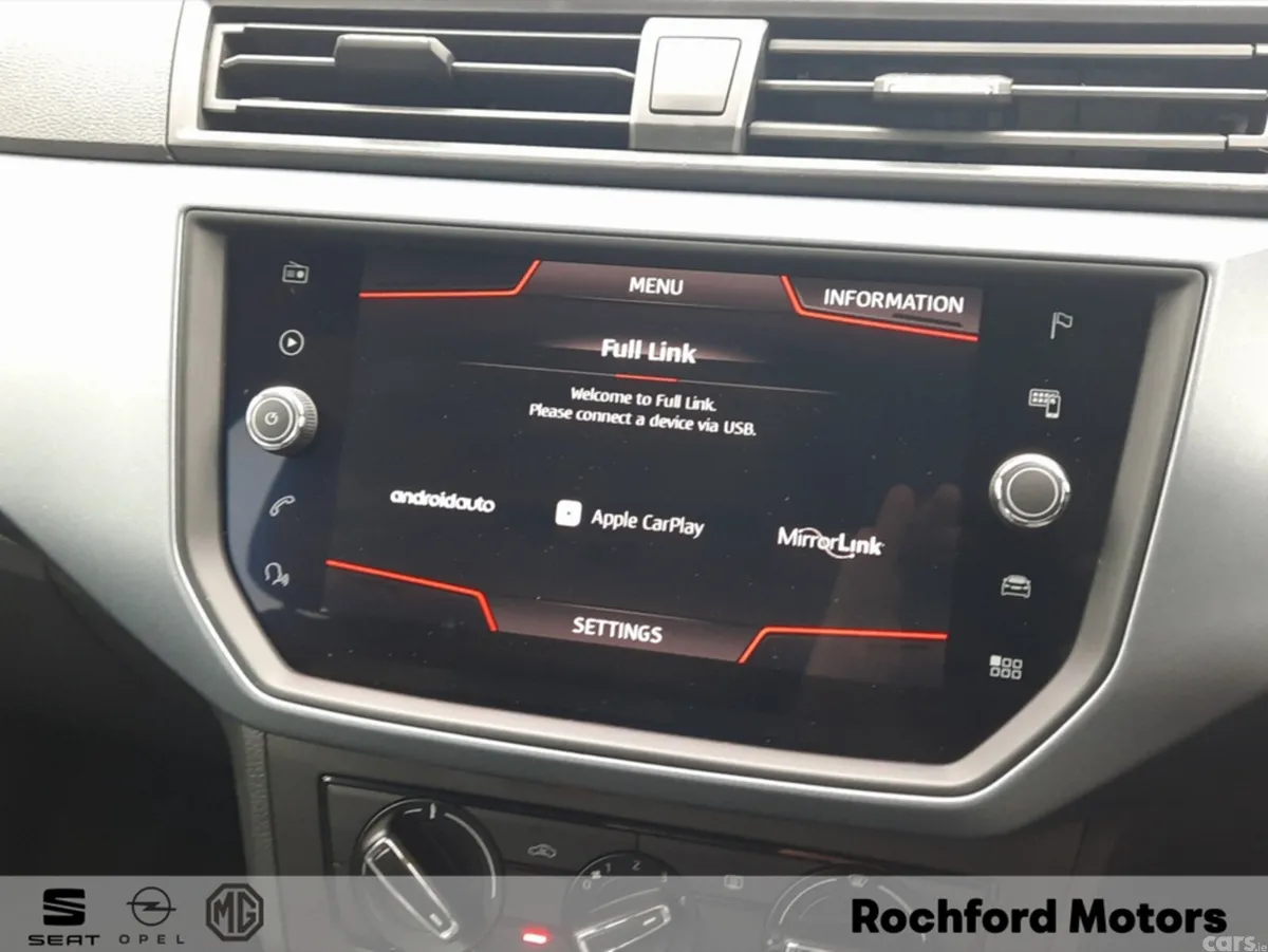 SEAT Arona Hatchback, Petrol, 2019, Grey