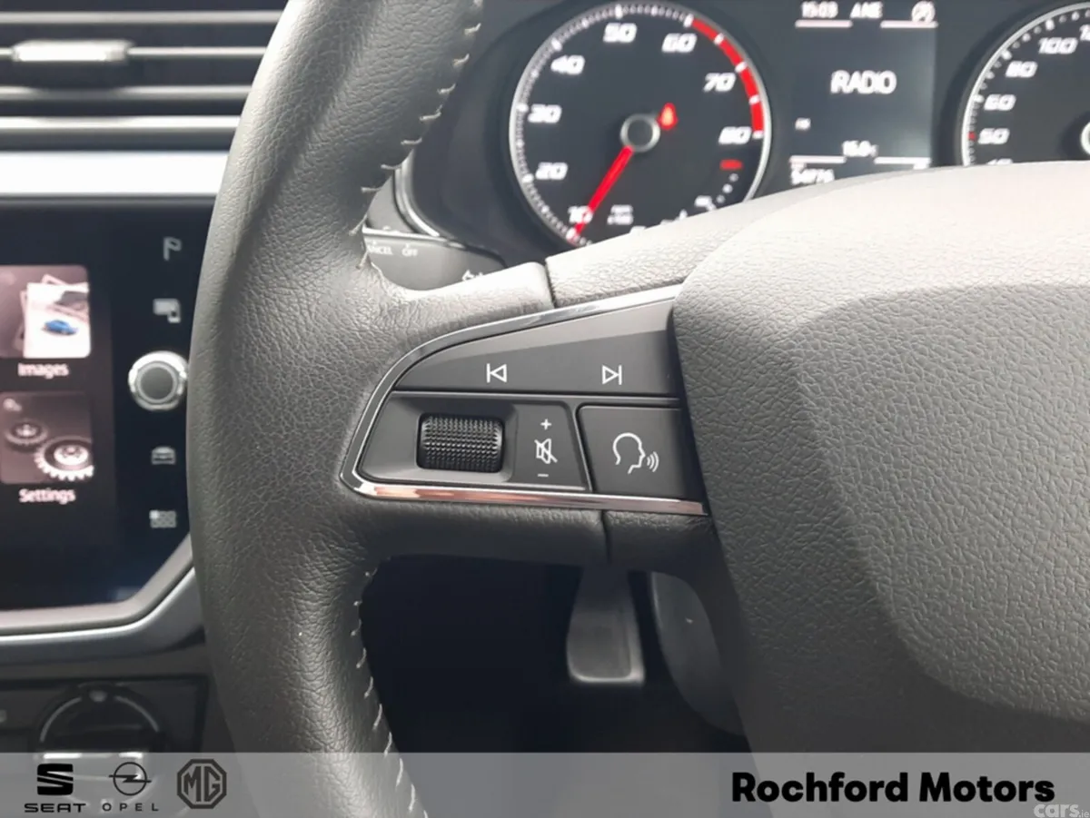 SEAT Arona Hatchback, Petrol, 2019, Grey
