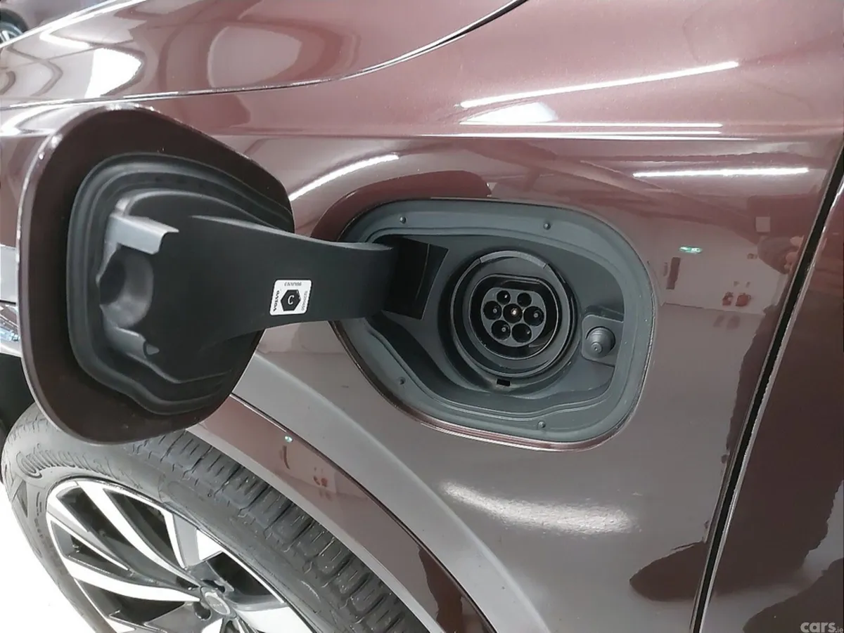 Volvo XC90 SUV, Petrol Plug-in Hybrid, 2025, Red