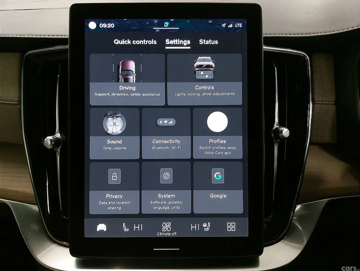 Volvo XC90 SUV, Petrol Plug-in Hybrid, 2025, Red