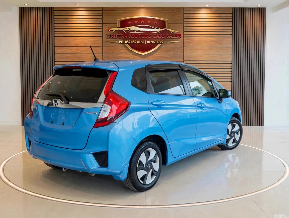 Honda Fit Hatchback, Petrol Hybrid, 2015, Blue
