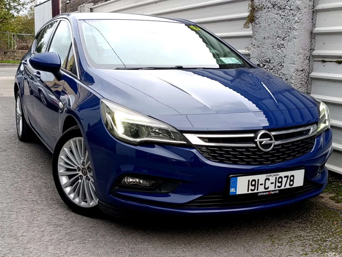 Opel Astra Hatchback, Diesel, 2019, Blue