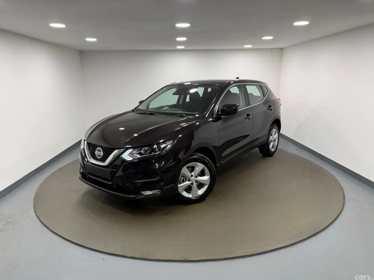 Nissan Qashqai SUV, Diesel, 2019, Black