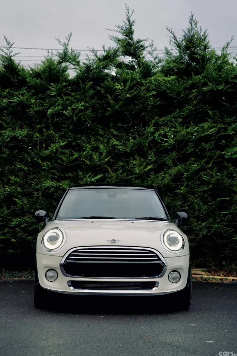 Mini Cooper Hatchback, Diesel, 2019, White
