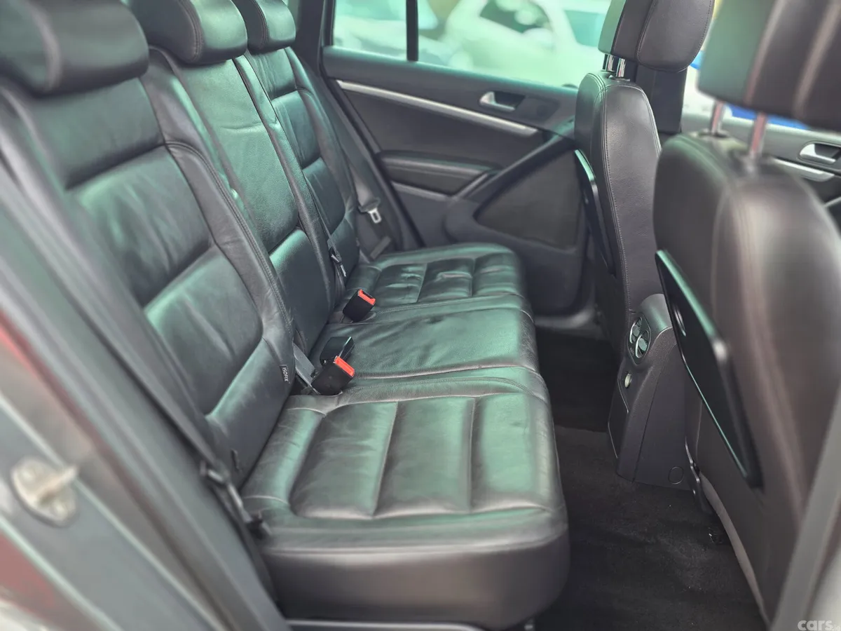 Volkswagen Tiguan SUV, Diesel, 2015, Grey