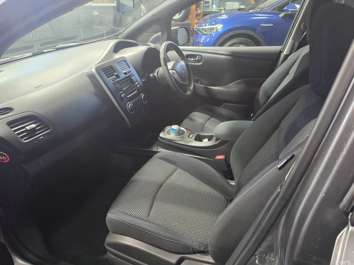 Nissan Leaf Hatchback, Electric, 2016, Grey