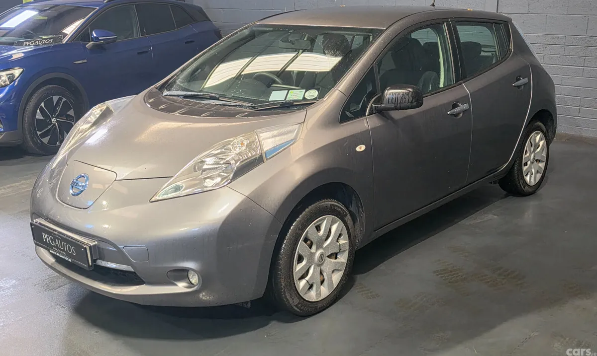 Nissan Leaf Hatchback, Electric, 2016, Grey