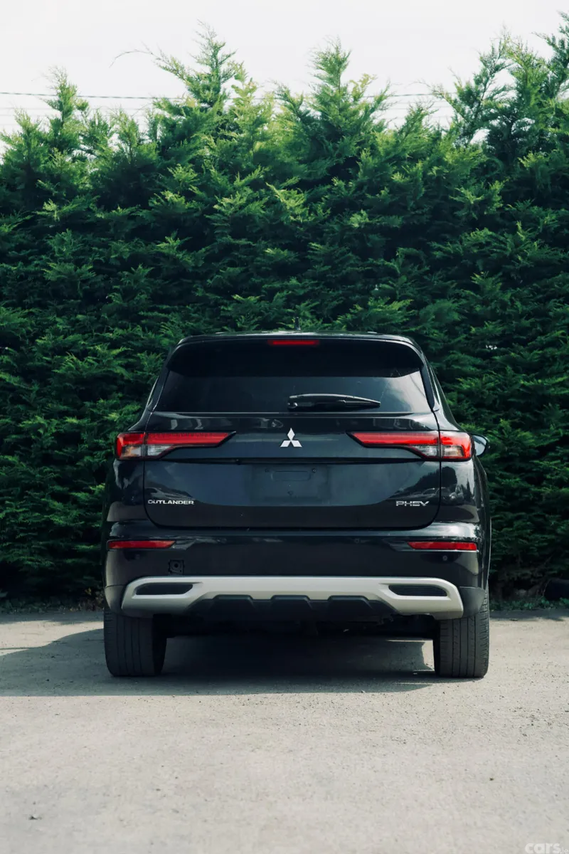 Mitsubishi Outlander SUV, Petrol Plug-in Hybrid, 2022, Black