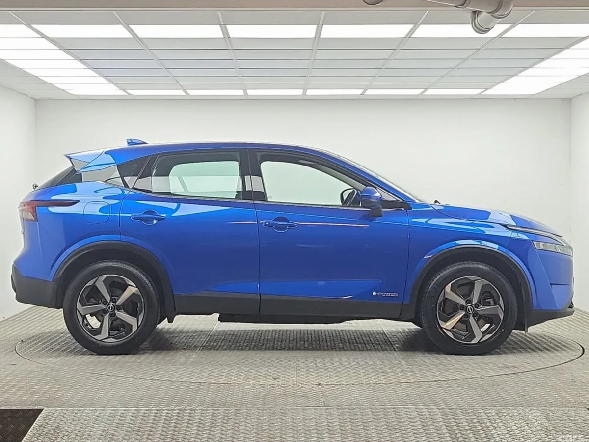 Nissan Qashqai MPV, Petrol, 2024, Blue