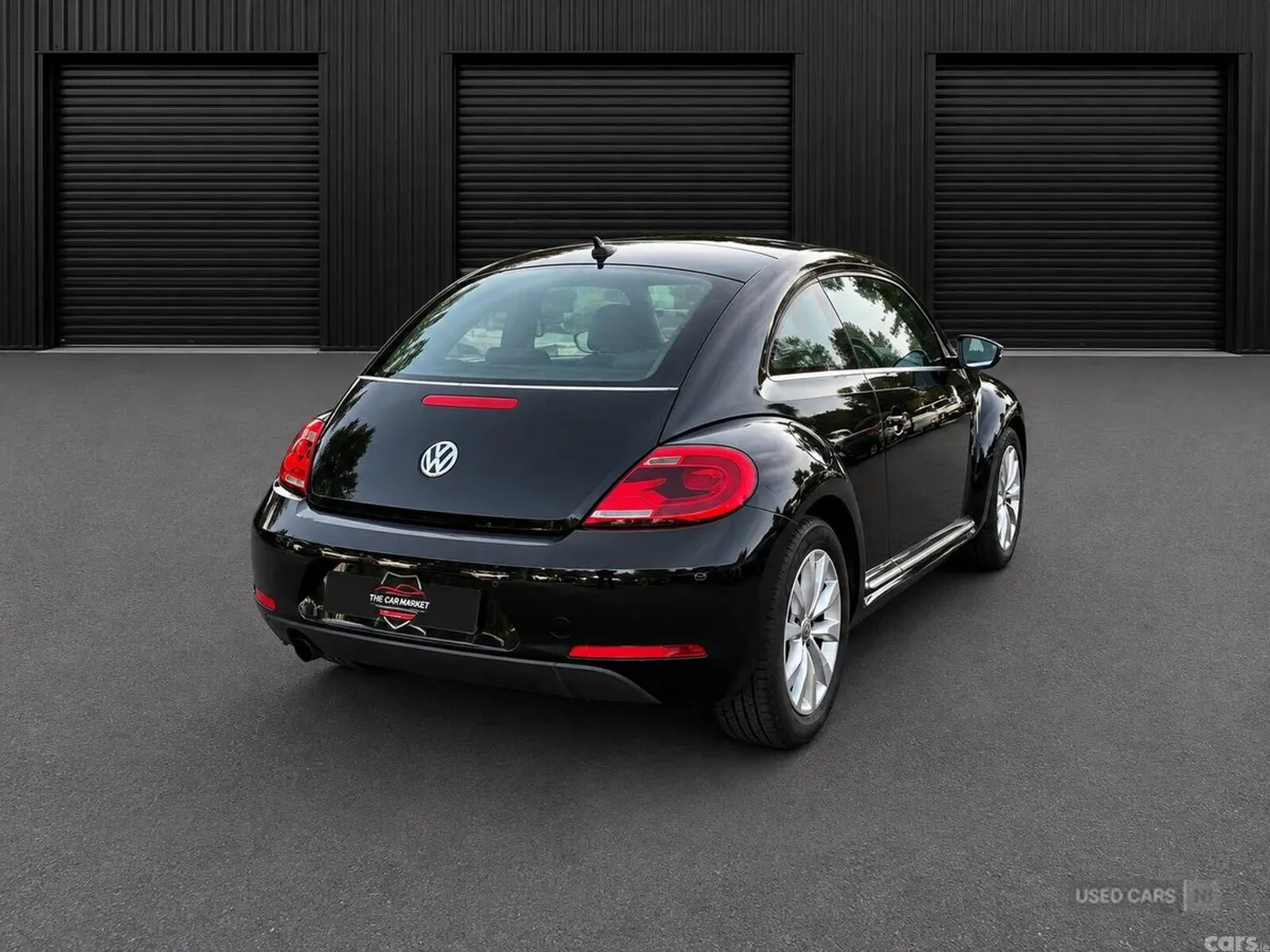 Volkswagen Beetle , Petrol, 2015, Black