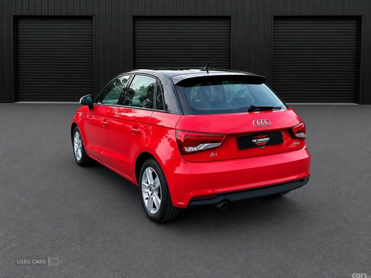 Audi A1 , Petrol, 2015, Red