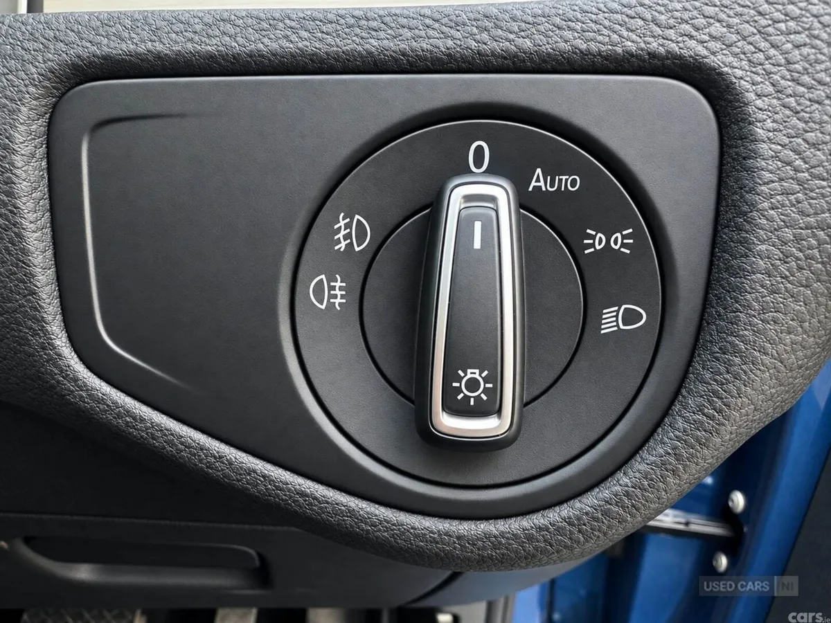 Volkswagen Golf , Petrol, 2016, Blue
