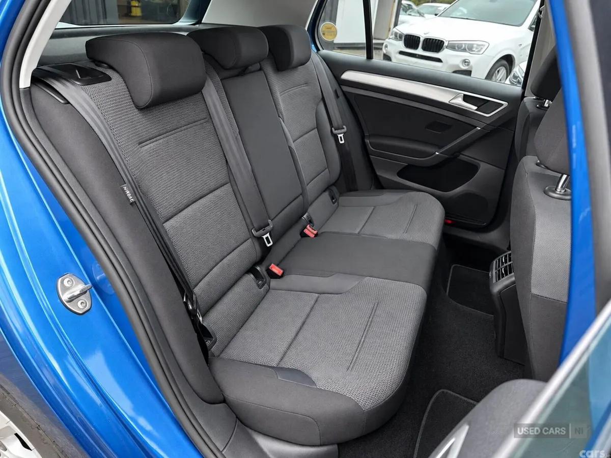Volkswagen Golf , Petrol, 2016, Blue