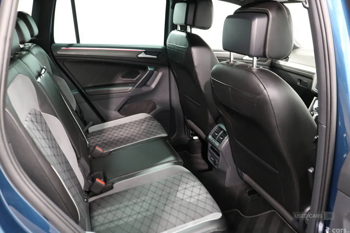 Volkswagen Tiguan SUV, Petrol, 2023, Blue